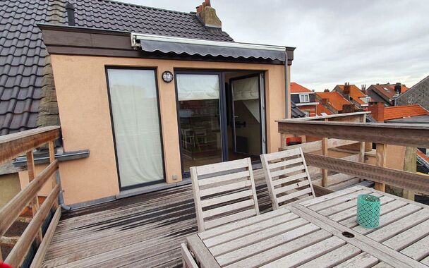 Rooftop apartment for rent in Evere