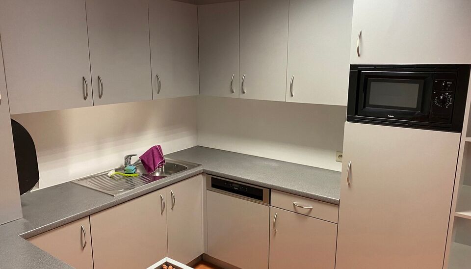Commercial groundfloor for rent in Zaventem Nossegem