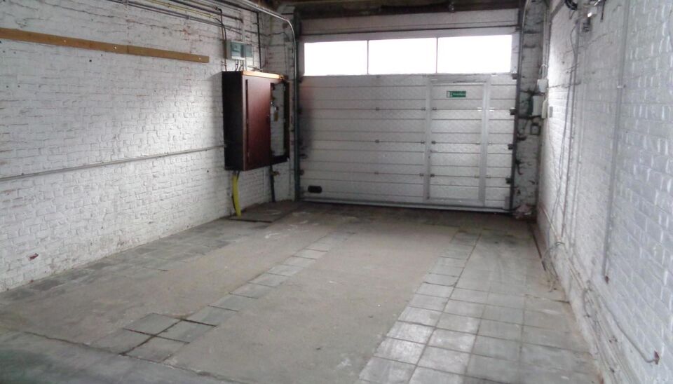 Offices & warehouse for rent in Sterrebeek