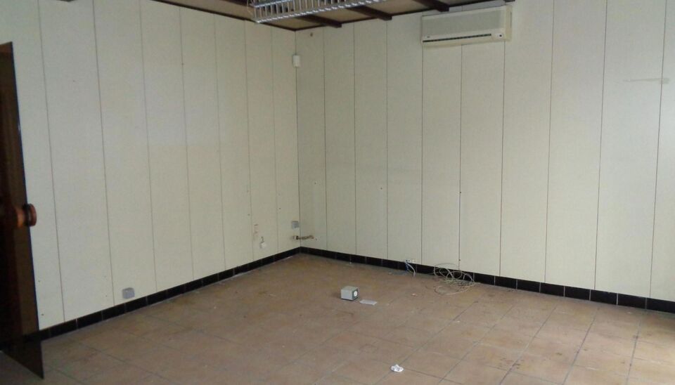 Offices & warehouse for rent in Sterrebeek