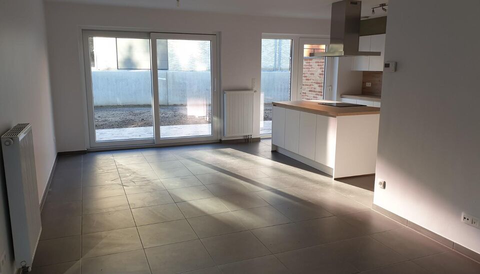 Semi-detached house for rent in Sterrebeek