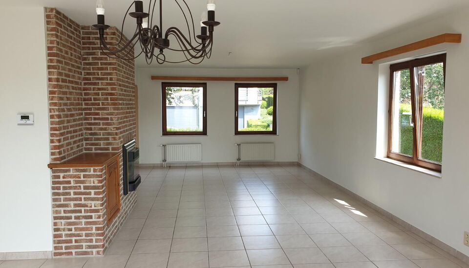Villa for rent in Sterrebeek