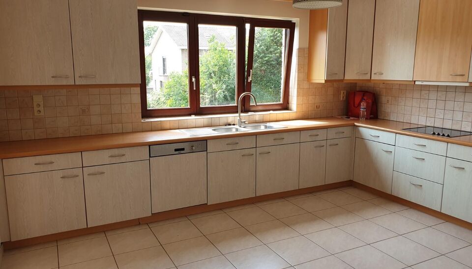 Villa for rent in Sterrebeek