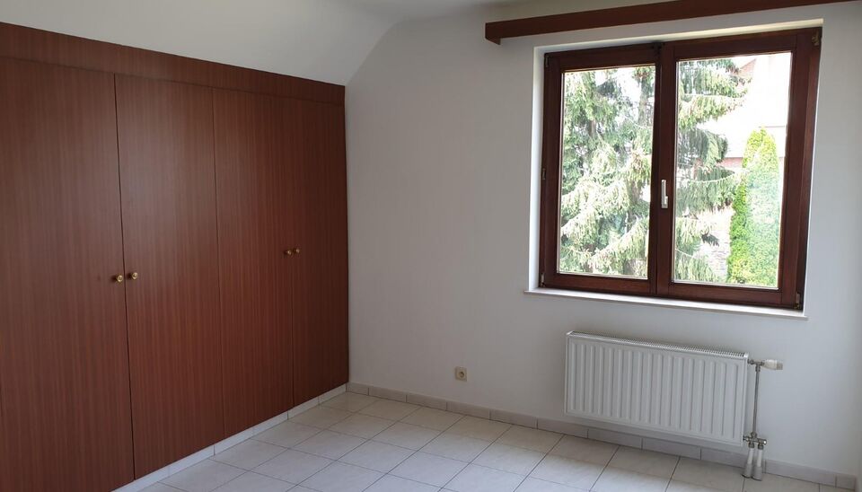Villa for rent in Sterrebeek
